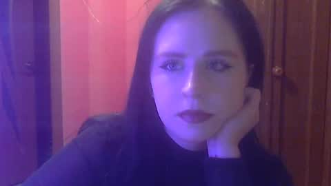 lunamystique_ online show from 23, 1, 2025