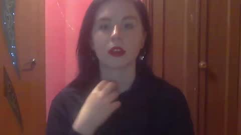 lunamystique_ online show from 23, 1, 2025