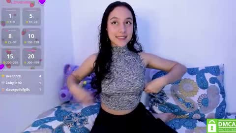 Snapshot of lunandrew chatting on 23, 10, 2025 Luna Mendez Andrew Cemar online show from 23, 10, 2025