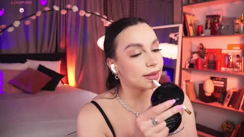 Luna  next streams Mon Fri Sat Sun 8pm-5am gmt0 online show from 23, 2, 2025