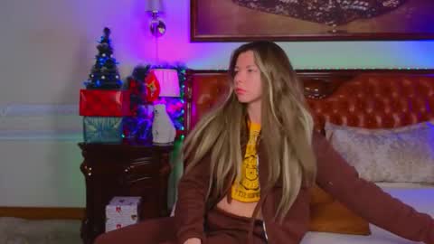 Luna Rishi online show from 20, 12, 2025