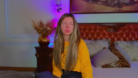 Luna Rishi online show from 7, 1, 2026