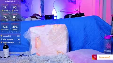 Snapshot of lunarosex5 chatting on 25, 6, 2026 LUNA online show from 25, 6, 2026