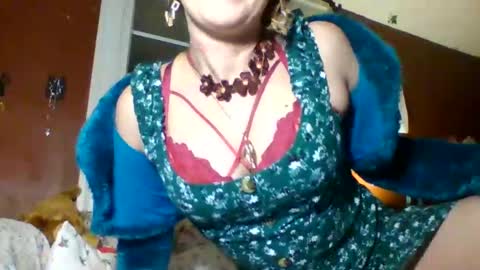 lunasecretadmirer online show from 3, 3, 2026