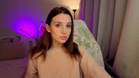 Snapshot of lunatale chatting on 2, 11, 2025 Kate online show from 2, 11, 2025