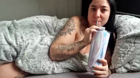 Snapshot of lunaticminx chatting on 28, 1, 2025 Luna powered by bitch dust online show from 28, 1, 2025