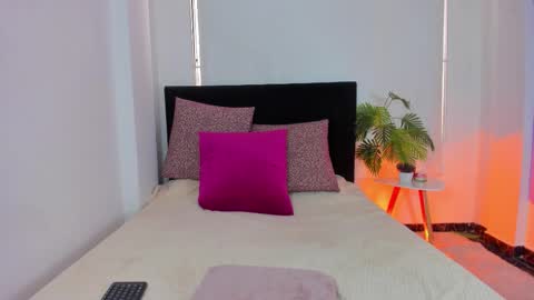 lunavelvet7 online show from 21, 11, 2025