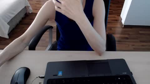 Snapshot of lunavibe_ chatting on 14, 6, 2026 lunavibe_ online show from 14, 6, 2026