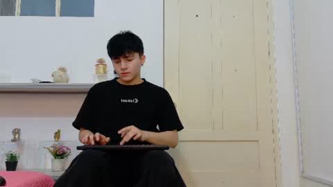 lunaydream online show from 12, 6, 2026