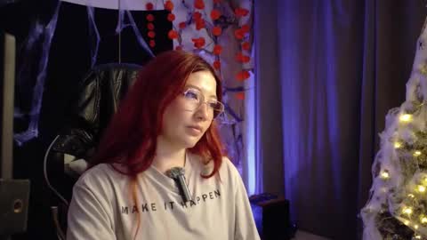 Snapshot of lunnaa1_ chatting on 5, 11, 2025 Luna online show from 5, 11, 2025