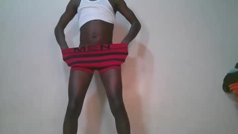 Snapshot of luoislove chatting on 19, 2, 2026 luoislove online show from 19, 2, 2026