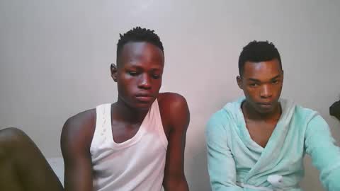 Snapshot of luoislove chatting on 24, 2, 2026 luoislove online show from 24, 2, 2026