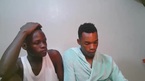 Snapshot of luoislove chatting on 25, 2, 2026 luoislove online show from 25, 2, 2026