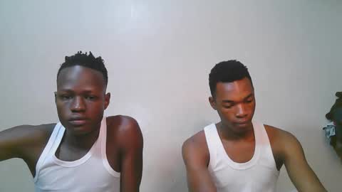 Snapshot of luoislove chatting on 2, 3, 2026 luoislove online show from 2, 3, 2026