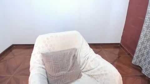 Snapshot of luscious86 chatting on 4, 1, 2025 PAULINA online show from 4, 1, 2025