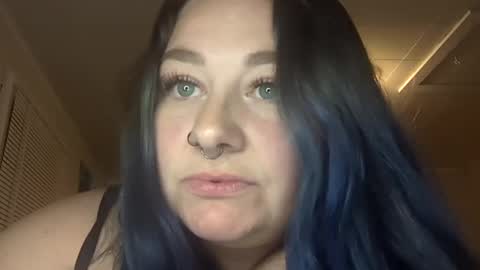 Luscious Lynn online show from 12, 11, 2025