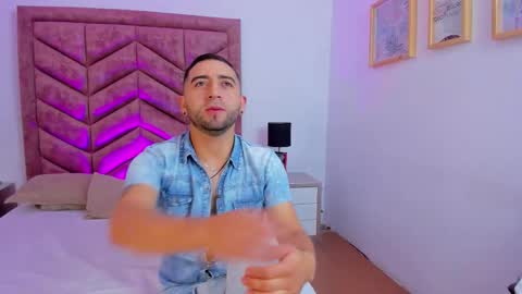 Lushian And Luna online show from 10, 2, 2026