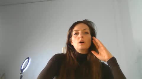 Snapshot of lusisart chatting on 15, 2, 2026 Lusisart online show from 15, 2, 2026