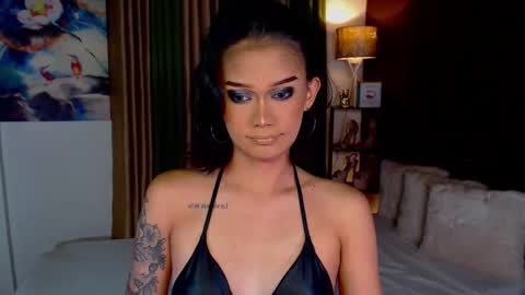 AdriannaFowks online show from 9, 1, 2025