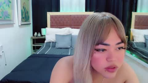 Snapshot of lustfuloffendertrina chatting on 28, 12, 2024 Trina online show from 28, 12, 2024