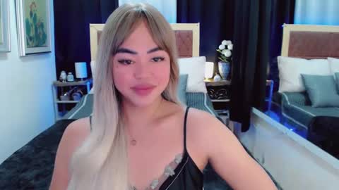 Snapshot of lustfuloffendertrina chatting on 6, 2, 2025 Trina online show from 6, 2, 2025