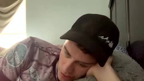  GUY ---  GIRL online show from 1, 10, 2025