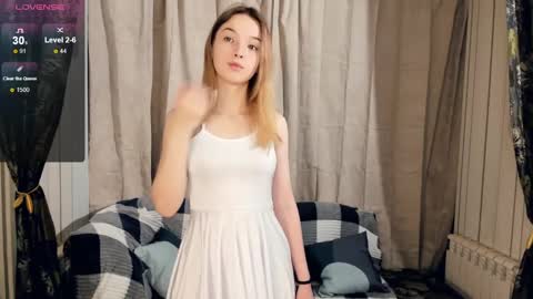 Snapshot of lusty_miss_di chatting on 22, 12, 2024 Isabel online show from 22, 12, 2024