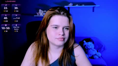 lusy_puff online show from 9, 1, 2025