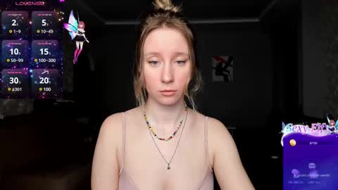 Snapshot of lusyagreenberg chatting on 24, 2, 2025 LusyaGreenberg online show from 24, 2, 2025