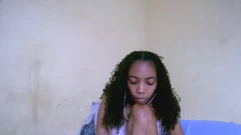 Snapshot of lutchia chatting on 21, 9, 2025 lutchia online show from 21, 9, 2025