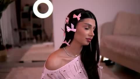 Caprice online show from 9, 4, 2026