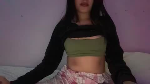 Snapshot of luvie8888 chatting on 4, 2, 2026 Luviee online show from 4, 2, 2026