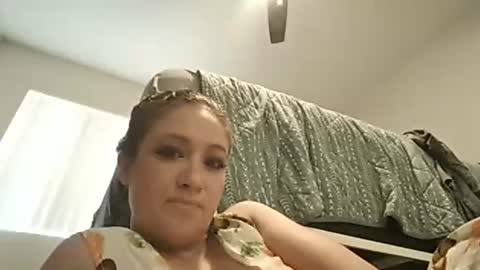 luvmypuzelicked online show from 1, 3, 2025