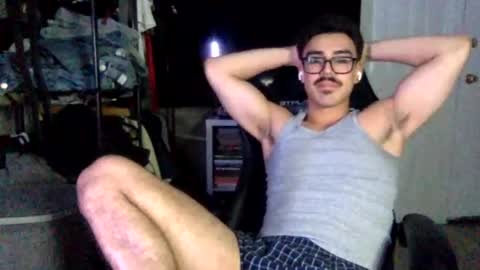luvrboy77 online show from 22, 6, 2026
