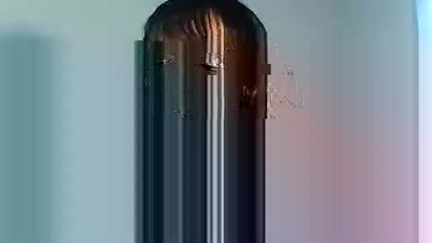 Snapshot of luvu4everxxx chatting on 25, 10, 2025 Bee Bee online show from 25, 10, 2025