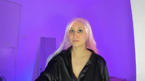 Luxiana online show from 9, 12, 2024