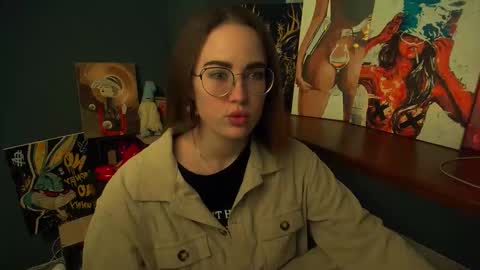 Snapshot of luxie_queen chatting on 1, 5, 2026 Katie online show from 1, 5, 2026