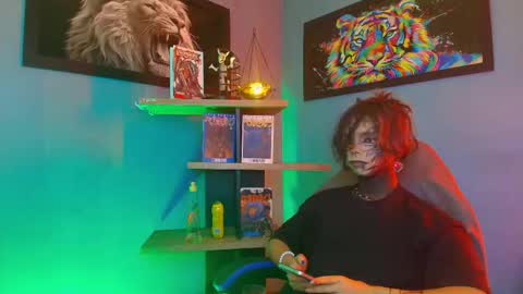 Snapshot of luxiel_ chatting on 6, 2, 2026 Luxiel 3 online show from 6, 2, 2026