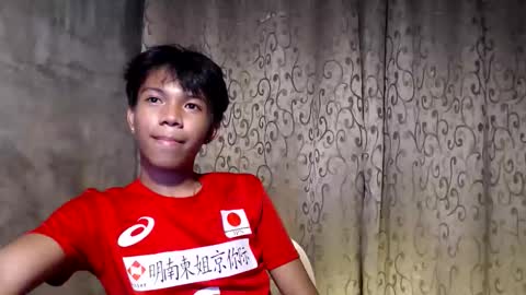 Snapshot of luxirfy_xx chatting on 13, 10, 2025 luxirfy online show from 13, 10, 2025