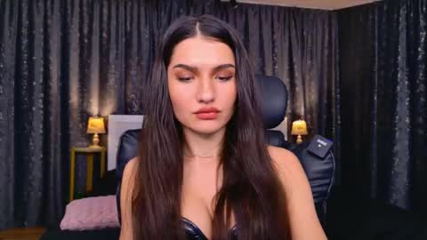 Snapshot of luxqueenstudio chatting on 26, 2, 2026 KarolinaAlpha online show from 26, 2, 2026