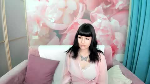 LuxSiren online show from 16, 3, 2026