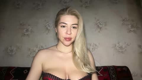 LuxSonyaStar online show from 22, 4, 2026