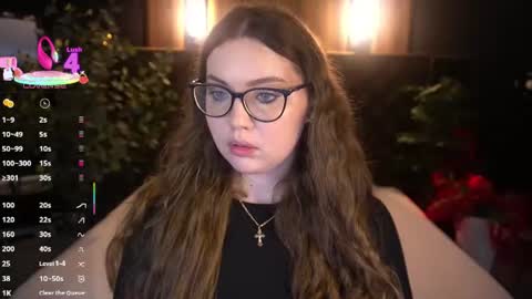 luxsopphia_ online show from 20, 7, 2026