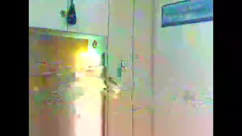 Snapshot of luxx72boy chatting on 12, 10, 2025 luxx72boy online show from 12, 10, 2025