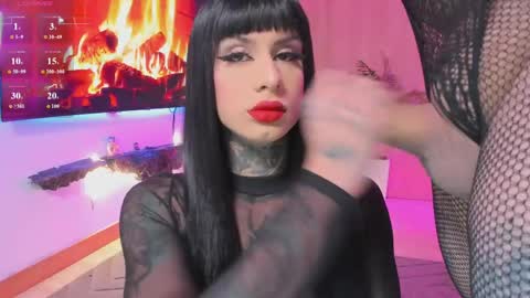 Snapshot of luxyshy chatting on 27, 3, 2026 Lucy and Kristhy online show from 27, 3, 2026
