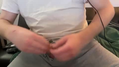 Snapshot of lvernon710 chatting on 11, 3, 2025 lvernon805 online show from 11, 3, 2025