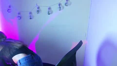 Call me Lia  online show from 7, 1, 2026