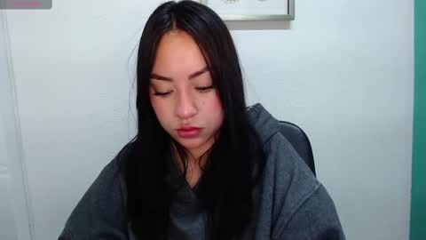  Lya  online show from 1, 3, 2025