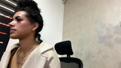 LYA online show from 11, 4, 2026