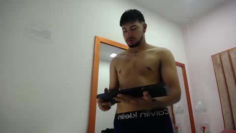 lyam_saenz online show from 6, 11, 2025